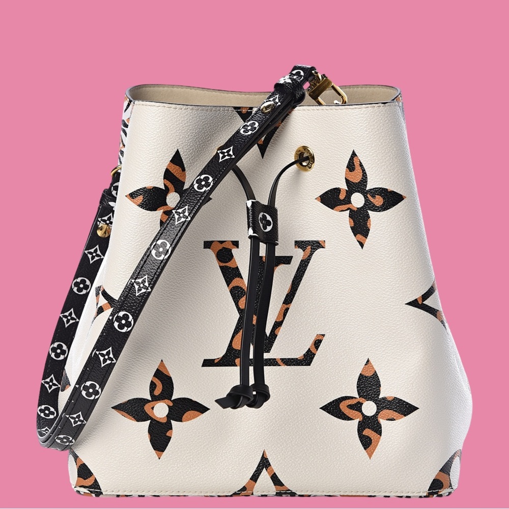 Louis Vuitton Monogram Giant Jungle NéoNoé Ivory